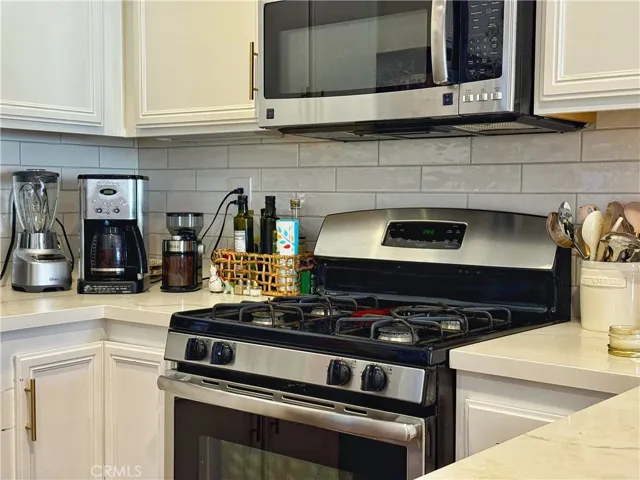 10522 Poinsettia Ln, Santa Fe Springs, California 90670