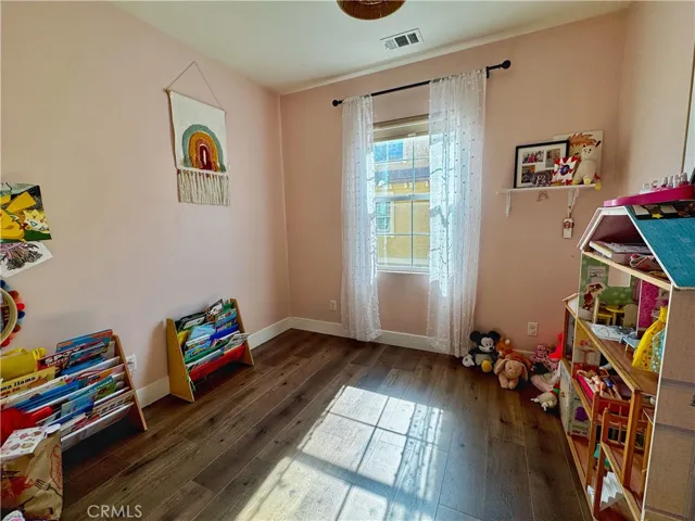 10522 Poinsettia Ln, Santa Fe Springs, California 90670