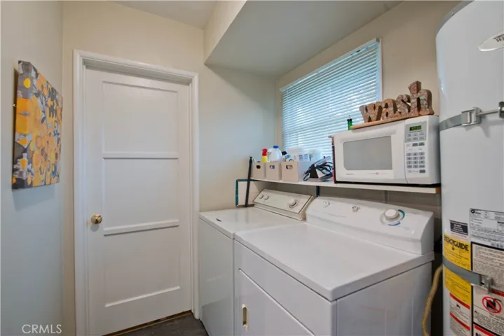 8136 Garden Grove, Reseda, California 91335