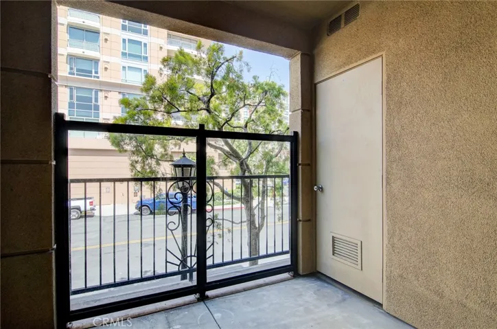 2220 Watermarke Place, Irvine, California 92612