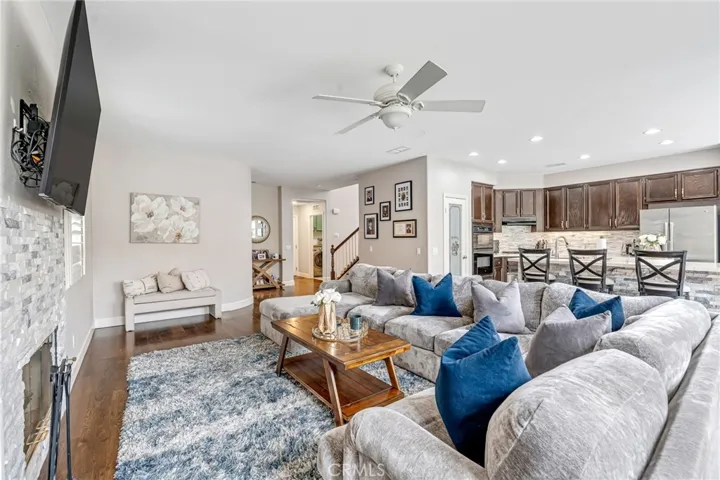 42376 Wildwood, Murrieta, California 92562