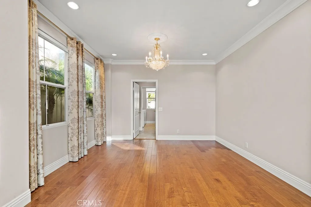 Dining​​‌​​​​‌​​‌‌​​‌​​​‌‌​​​‌​​‌‌​​‌‌​​‌‌​​​​ Room