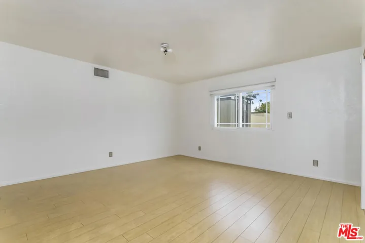 10741 Stagg Street, Sun Valley, California 91352