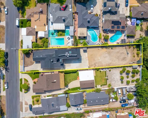 10741 Stagg Street, Sun Valley, California 91352