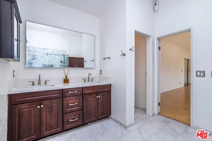 10741 Stagg Street, Sun Valley, California 91352