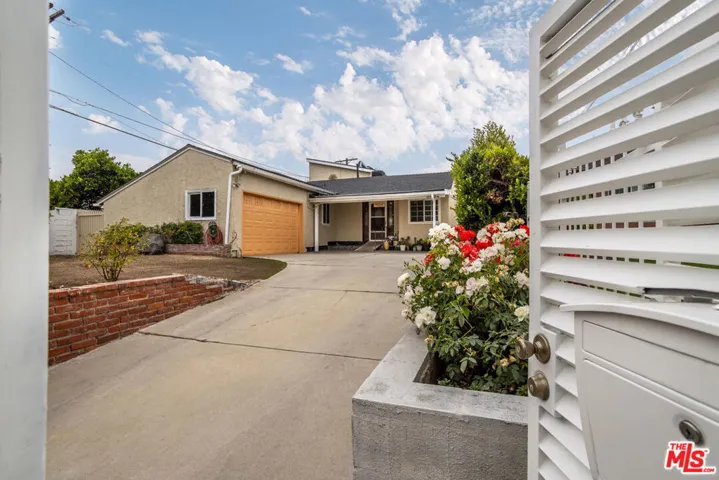 10741 Stagg Street, Sun Valley, California 91352