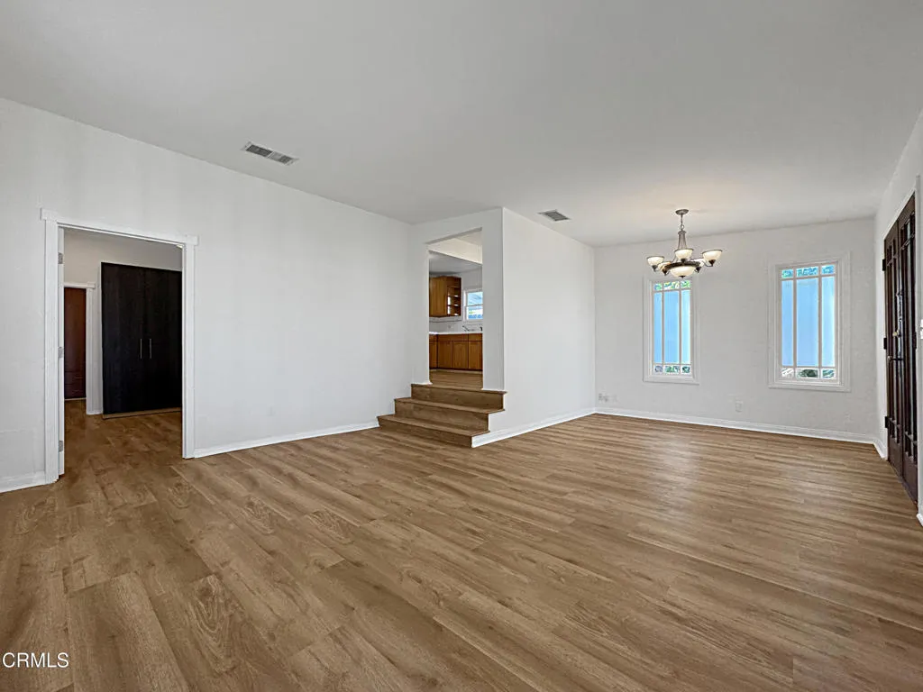 Jardine living room