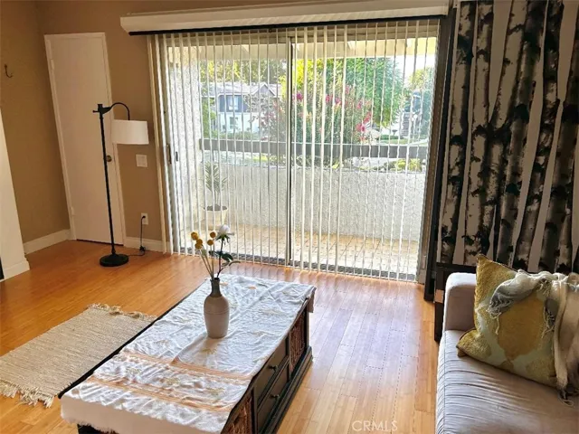 2867 S Fairview, Santa Ana, California 92704
