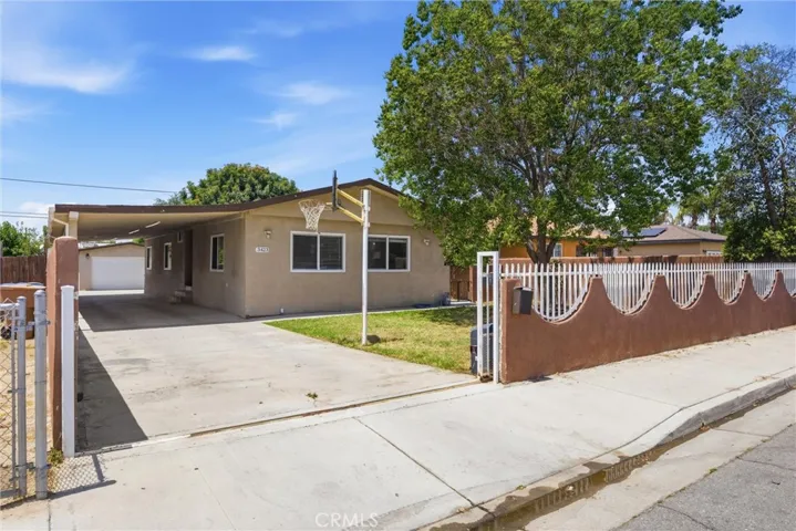 3423 Anderson Street, Bakersfield, California 93307