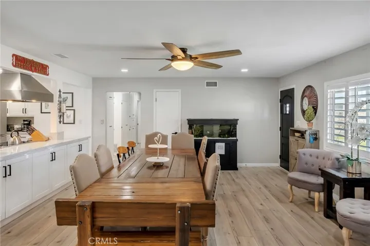 Fully Open Layout