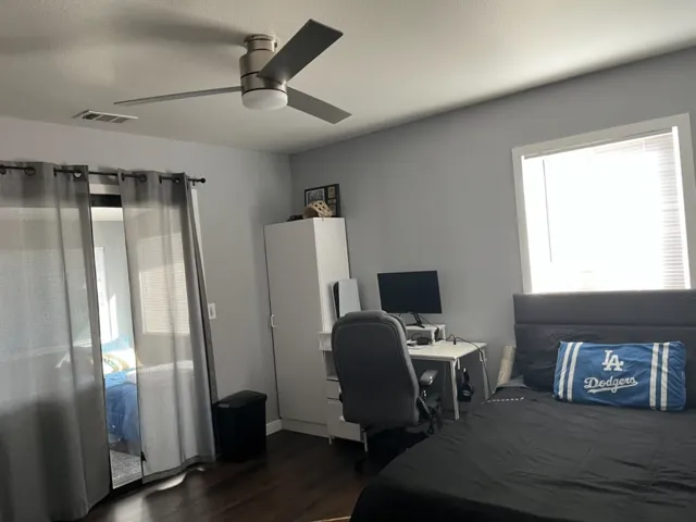 Bedroom Hector