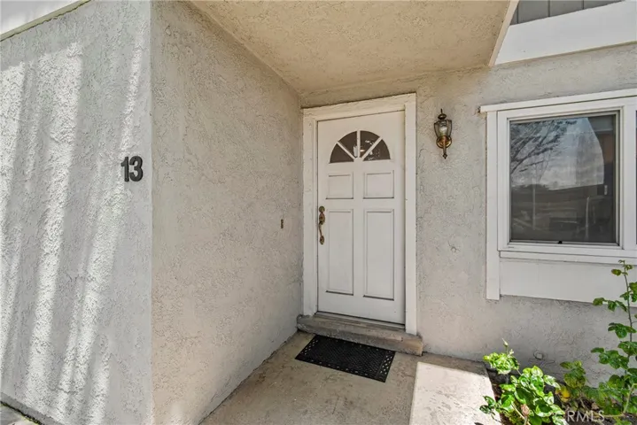 13 Sunflower Irvine - Entrance