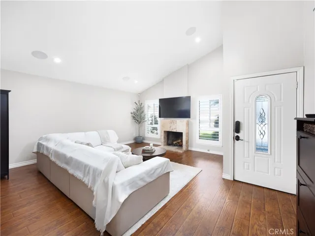 5291 Auburn, Westminster, California 92683