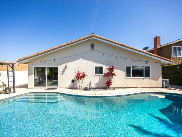 5291 Auburn, Westminster, California 92683