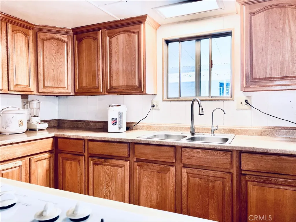 Kitchen - view 4 Kitchen - view 4