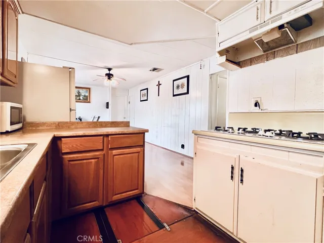 Kitchen - view 6