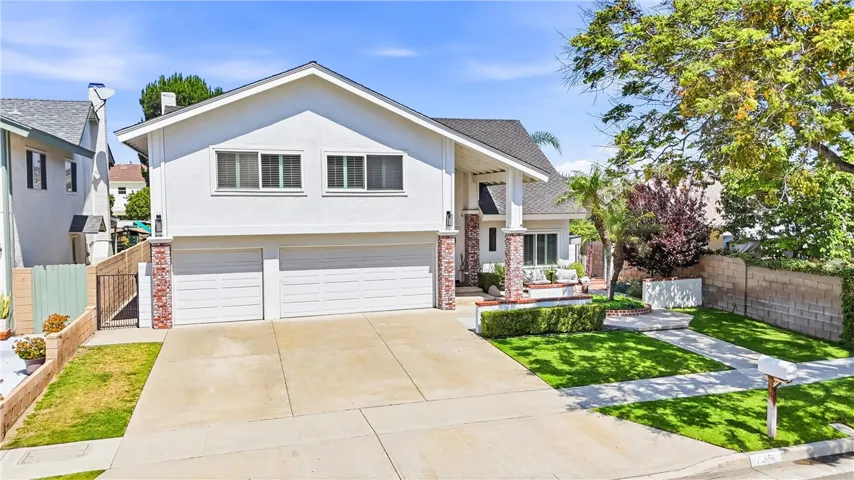 7351 E Calle Durango, Anaheim Hills, California 92808