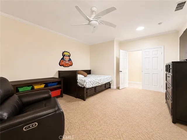 Office/den currently furnished as a bedroom
