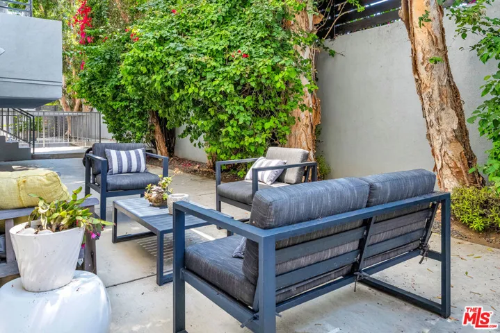 3613 Glendon Avenue 101, Los Angeles, California 90034