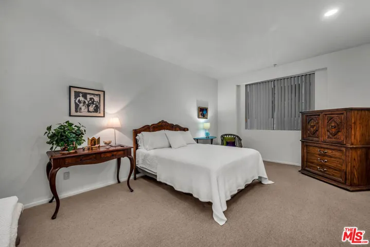 3613 Glendon Avenue 101, Los Angeles, California 90034