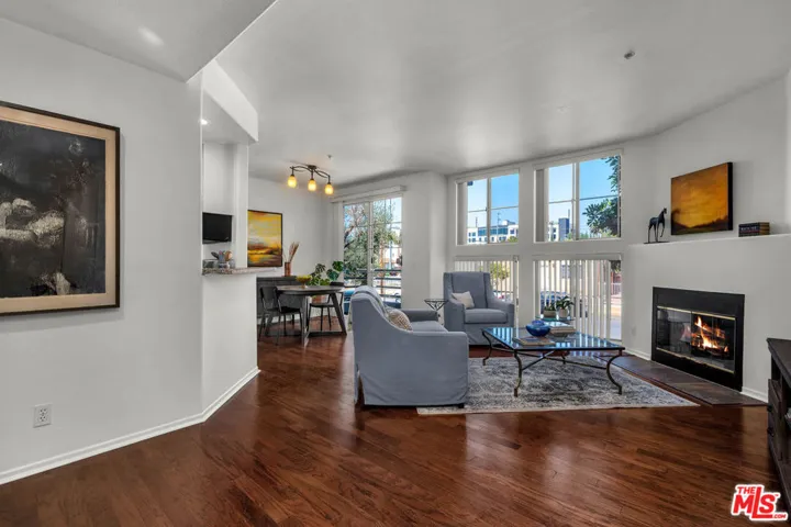3613 Glendon Avenue 101, Los Angeles, California 90034