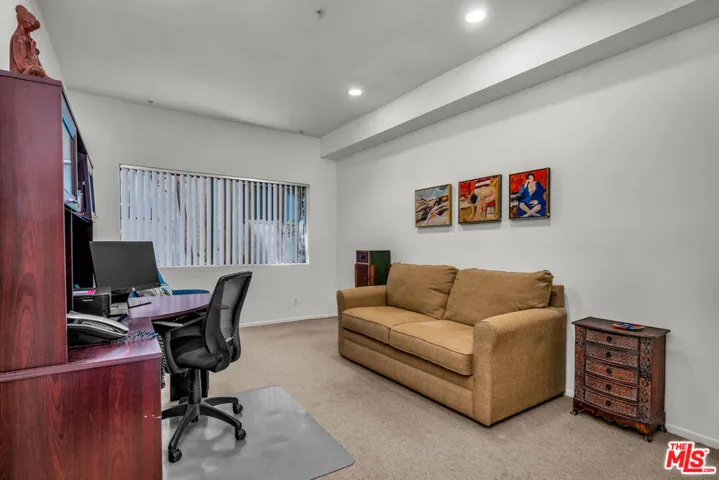 3613 Glendon Avenue 101, Los Angeles, California 90034