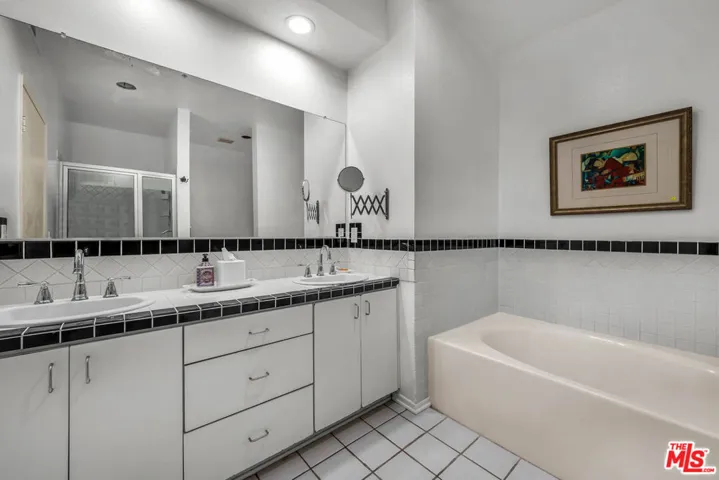 3613 Glendon Avenue 101, Los Angeles, California 90034