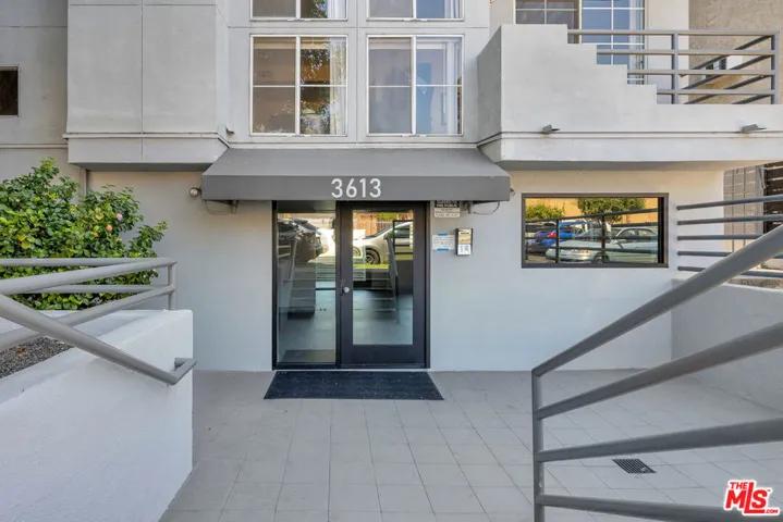 3613 Glendon Avenue 101, Los Angeles, California 90034