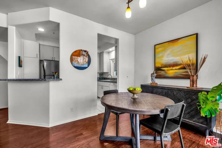 3613 Glendon Avenue 101, Los Angeles, California 90034