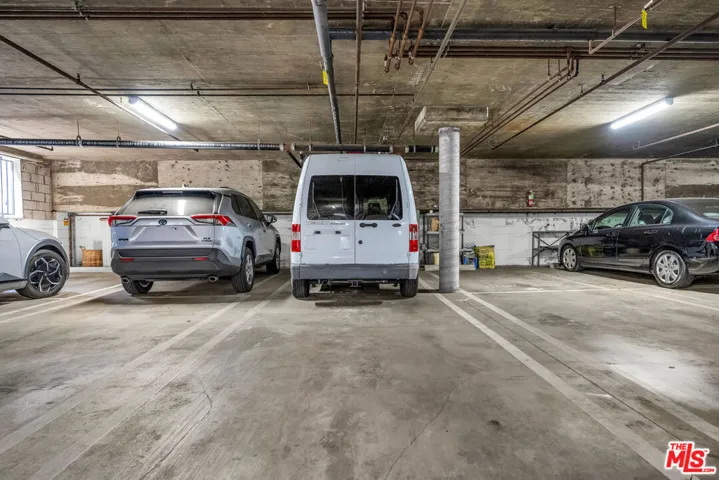3613 Glendon Avenue 101, Los Angeles, California 90034