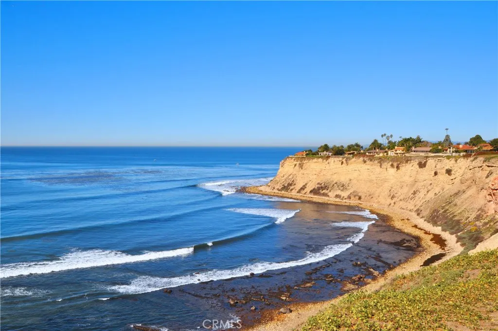 Lunada Bay Bluffs