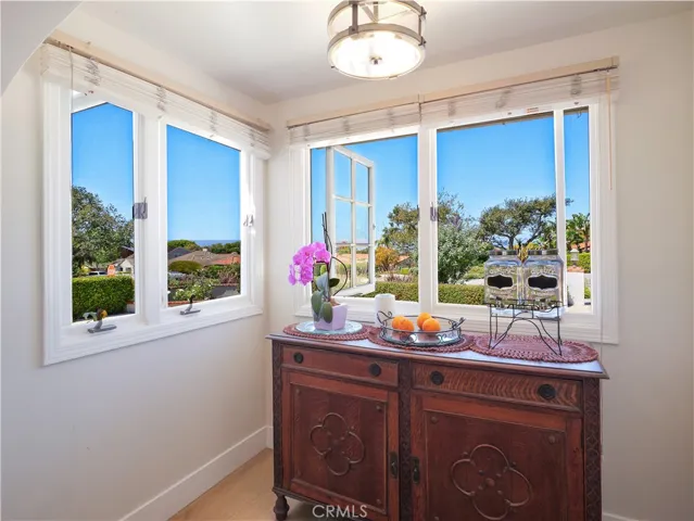 Breakfast Nook