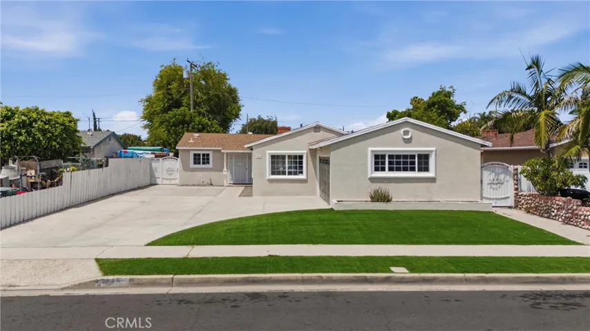 1015 N Modena Place, Anaheim, California 92801