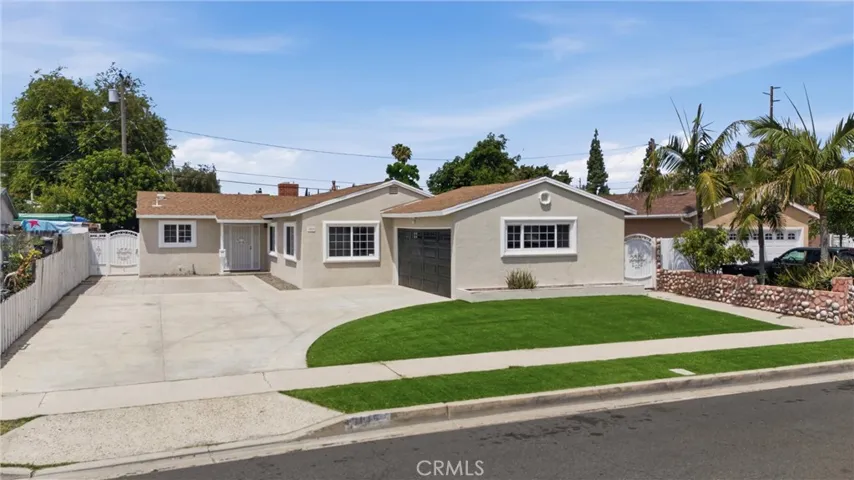 1015 N Modena Place, Anaheim, California 92801