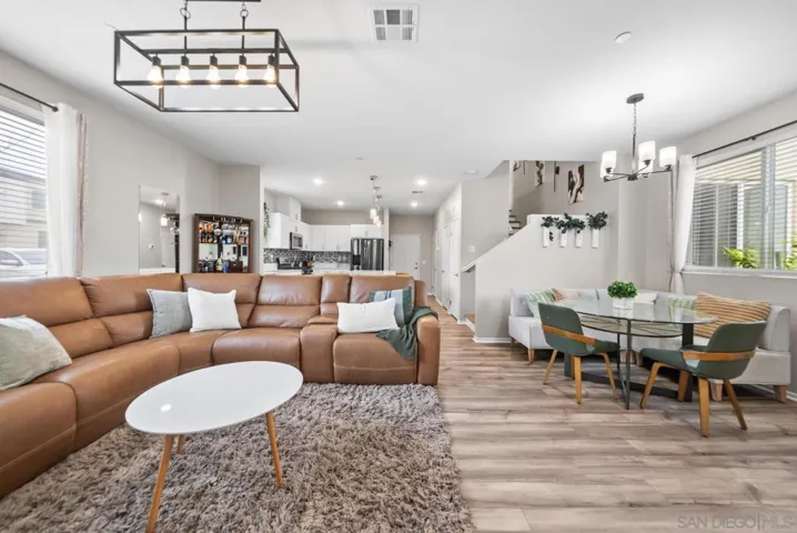 5223 Surfwalk 111, San Diego, California 92154