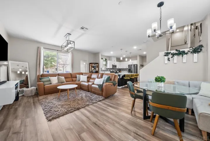 5223 Surfwalk 111, San Diego, California 92154