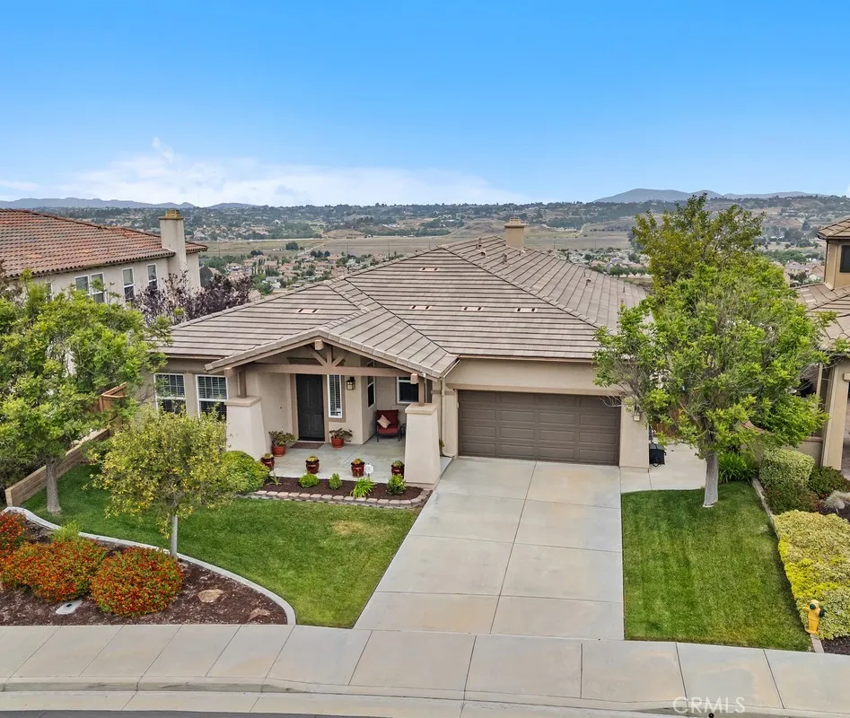 Panoramic Views from the Backyard!