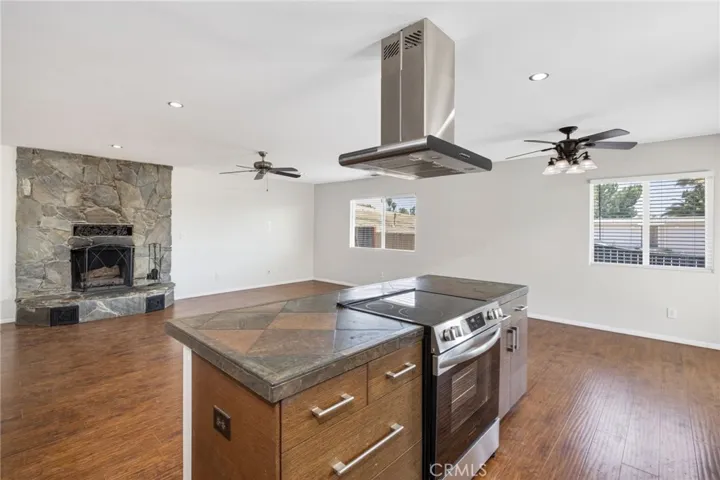 17480 Bromley, Lake Elsinore, California 92530
