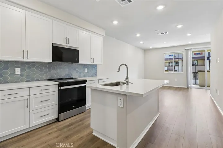 567 Toledo Way, Oceanside, California 92057