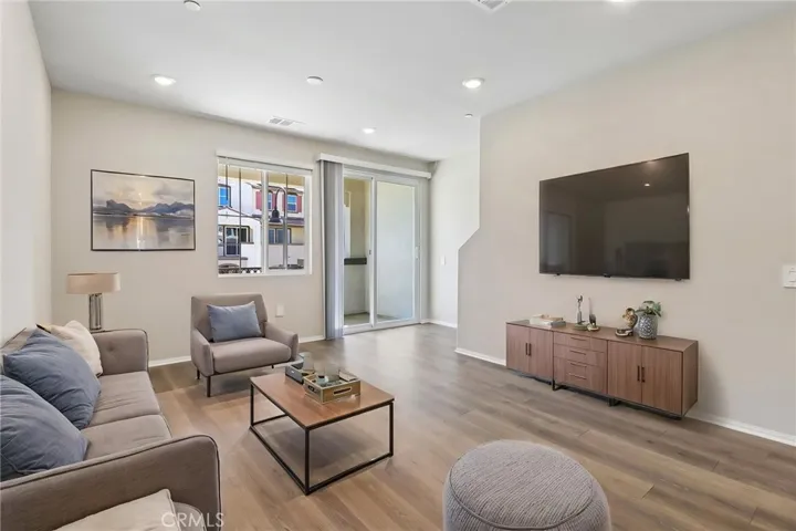 567 Toledo Way, Oceanside, California 92057