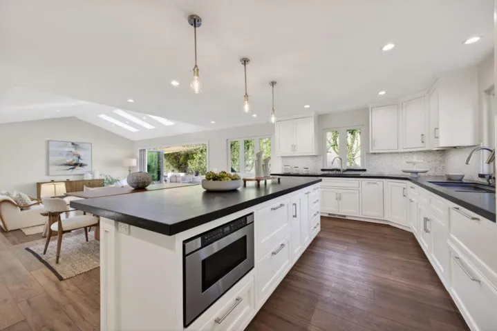 2705 Ramos Court, Mountain View, California 94040