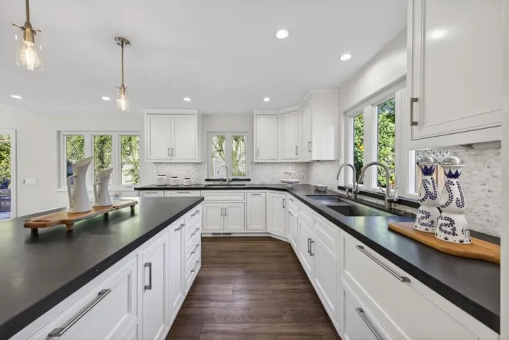 2705 Ramos Court, Mountain View, California 94040