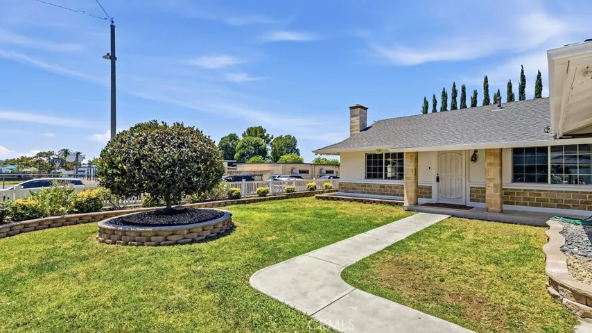 23861 Palmek Circle, Lake Forest, California 92630