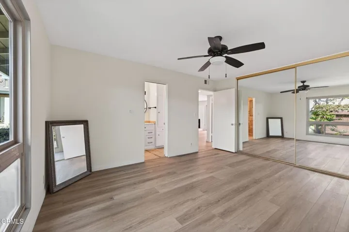 29-web-or-mls-UpmarketMedia-2273Cam-074
