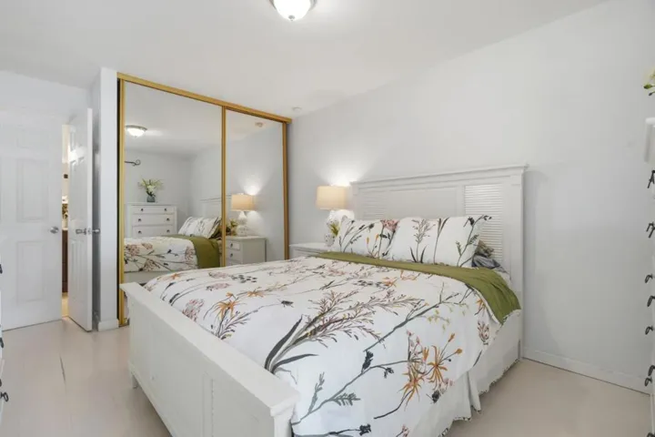 2701 Lone Bluff 18, San Jose, California 95111