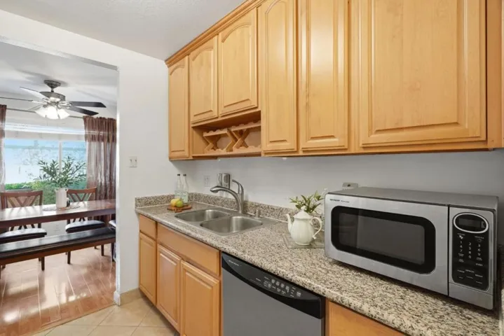 2701 Lone Bluff 18, San Jose, California 95111