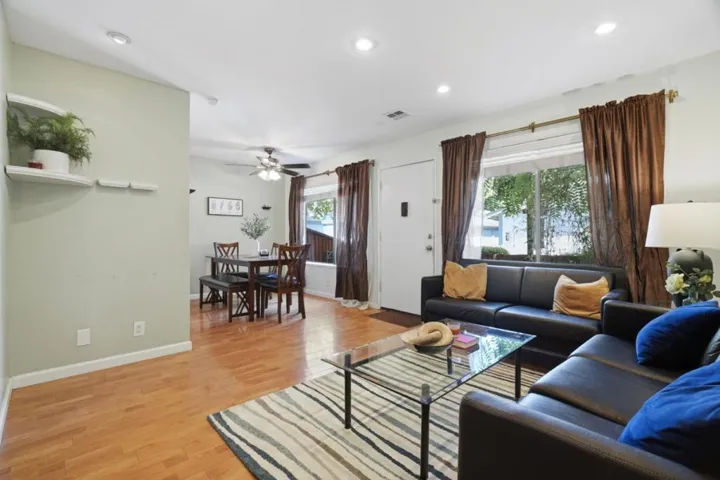 2701 Lone Bluff 18, San Jose, California 95111