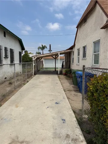 Side yard