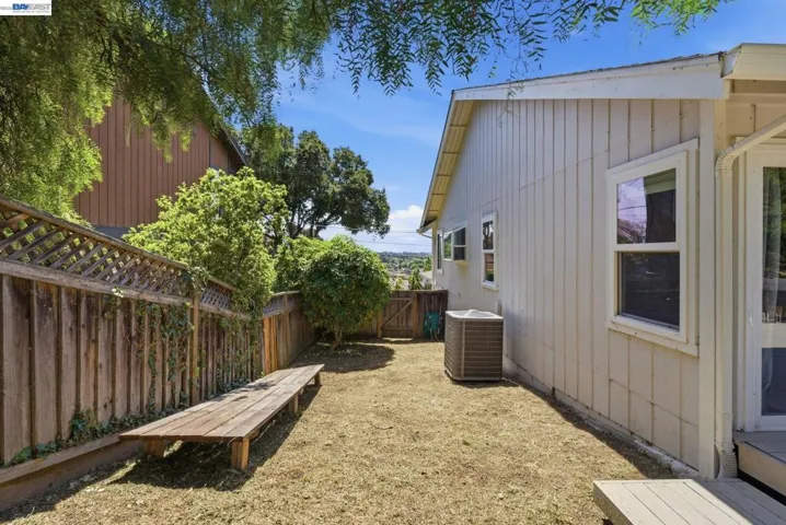 27836 E 16th St, Hayward, California 94544