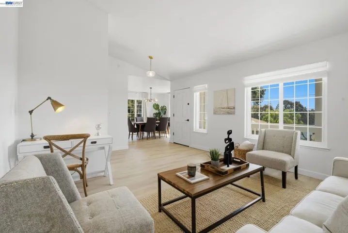 27836 E 16th St, Hayward, California 94544